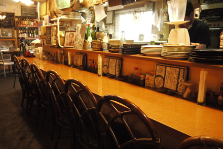 洋風居酒屋 味明亭 （アジアテイ）