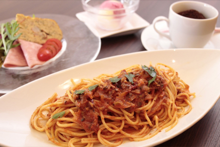イタリアンバル　ジェヌイーノ （ITALIAN BAR genuino）