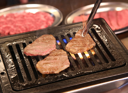 肉や とみ苑
