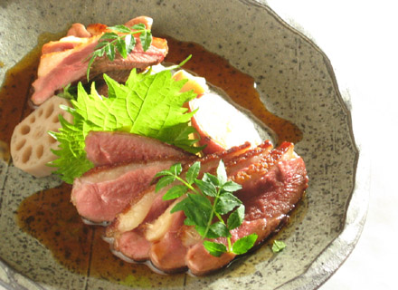 折衷料理家 風人（かざと）