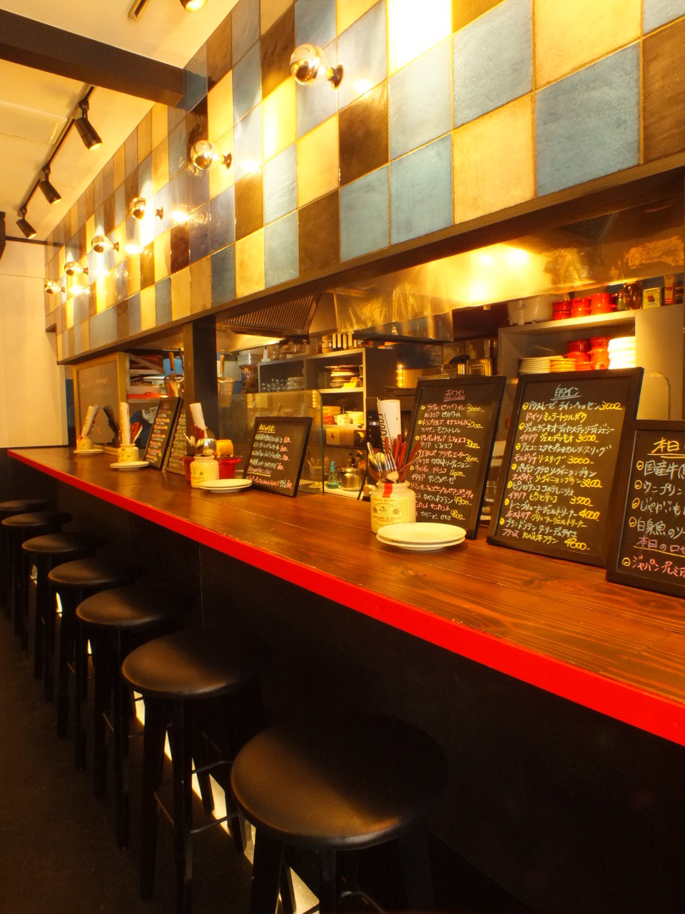 ガブのみワインWARAKU 西院店